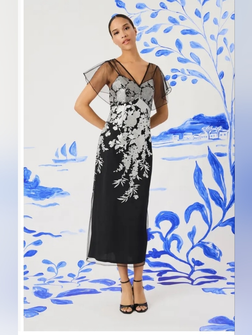 Illusion Embroidered Gown
Maggy London.